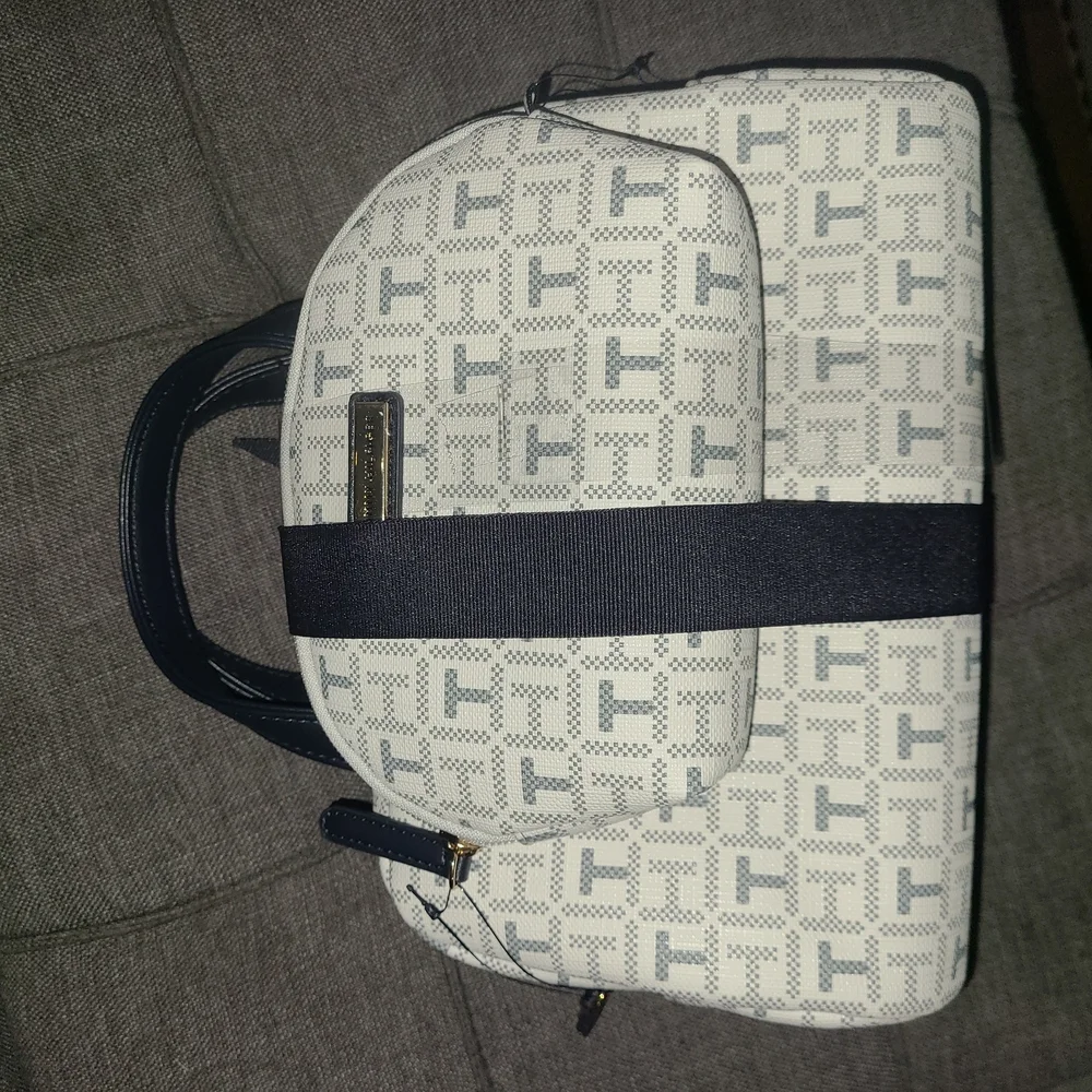 Tommy Hilfiger Cosmetic Bag Set NEW - Picture 5 of 11